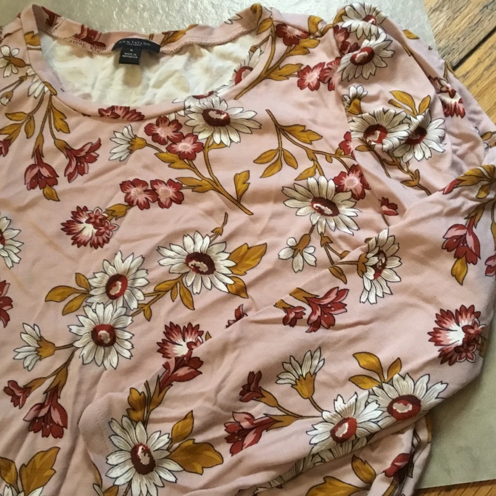 Ann Taylor Pink Floral Long-Sleeve Tee